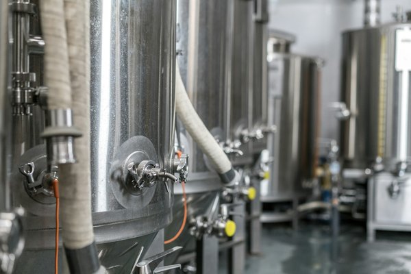Où trouver des stages de fabrication de bières artisanales en Belgique?